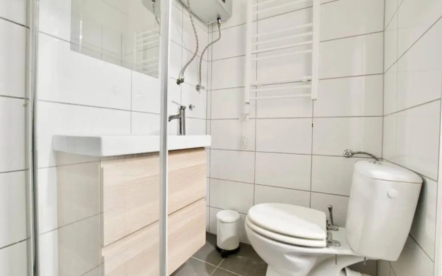 Standard Apartment by Hi5 - Wesselenyi str. Studio (242)