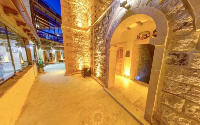 Atax Cave House
