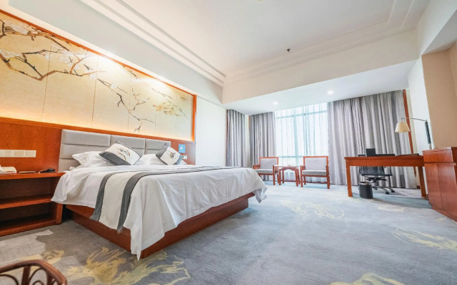 Crown Hotel