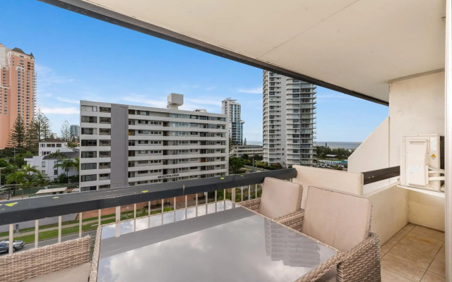 Hi Ho Beach Apartments