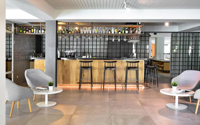Aqualuz Lagos by The Editory