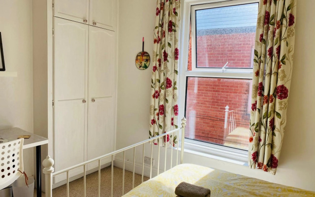 Charminster Homestay