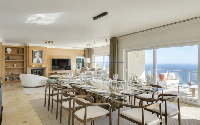 Coastline Arrabida Villa by Cadenzalux