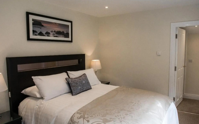 Tullyglass Hotel and Residences