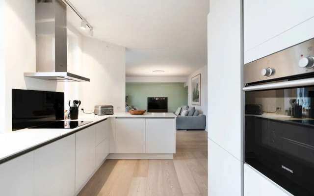 Dinesen Collection Condo by Royal Theatre