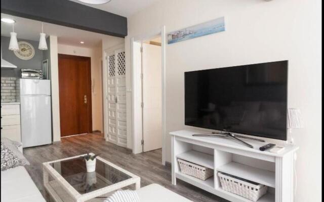M1 403 Frontal al Mar Vistas Terraza y Wifi