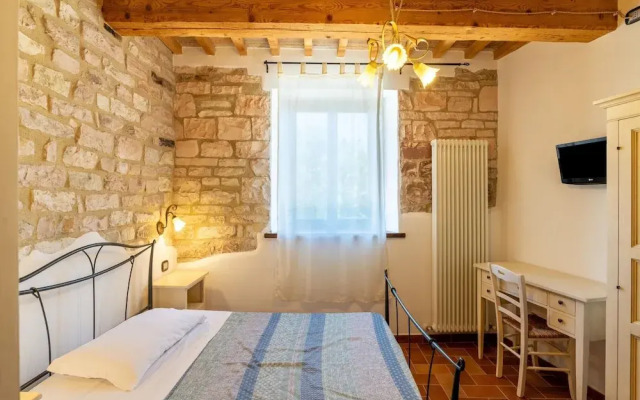 Apartment in a Farmhouse With 2 Swimming Pools