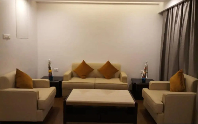 Triguna Clarks Inn
