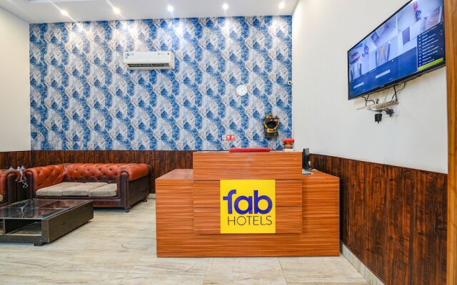 Fabhotel Laxmi Palace