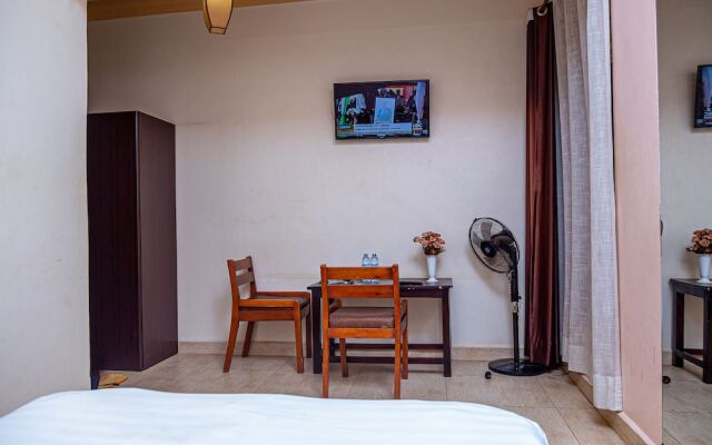 Lounge Hotel Matugga