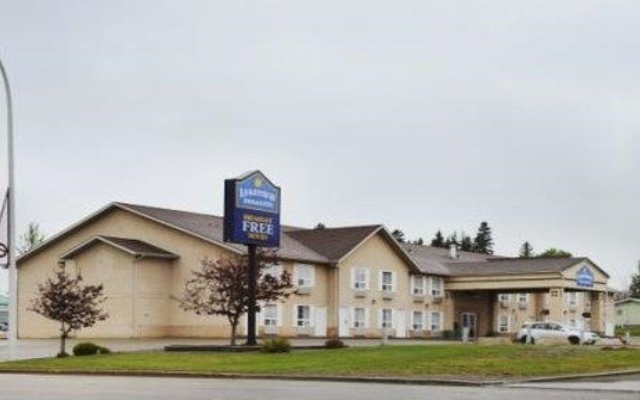 Lakeview Inn & Suites - Edson East