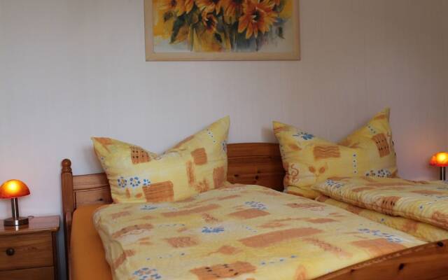 Charming Bungalow in Dranske near Baltic Sea