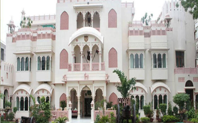 Bharat Mahal Palace