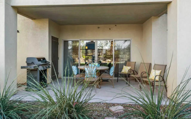 Walking on Sunshine Ground Level