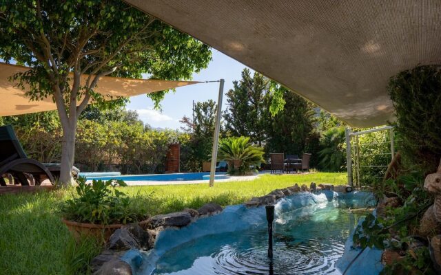 Iris Stone Built Villa