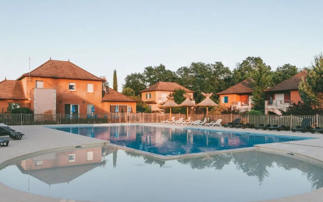 Beautiful Apartment With Shared Pool in Prayssac