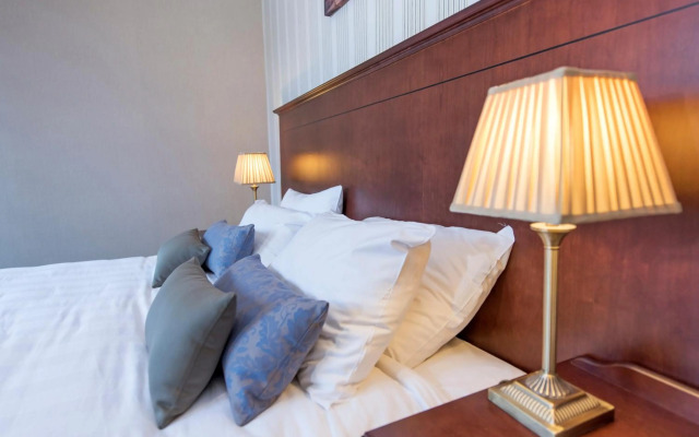 Salutation Hotel