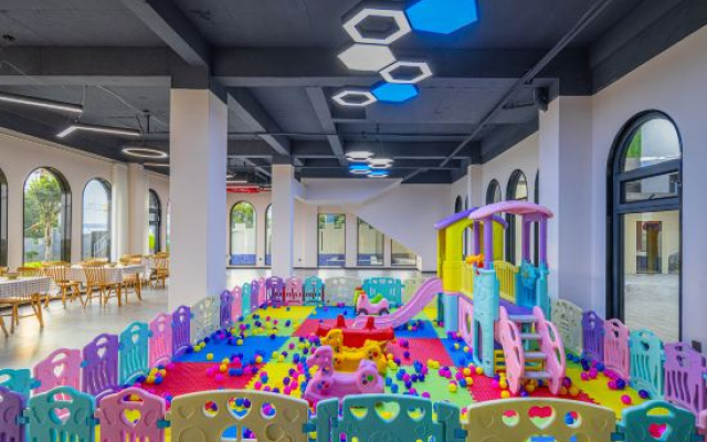 Yangshuo Yulong Yunshui Hotel (Lansheng Bridge Wharf Branch by Yulong River) – Entertainment – Guilin