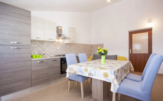 Per - Comfortable Family Apartments - A3