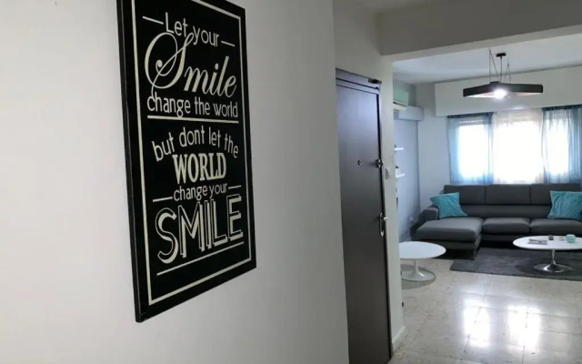 Glabur Stays - The Cozy 2 BDR - Nicosia City, Free Parking & Wifi, Welcomes You!!!