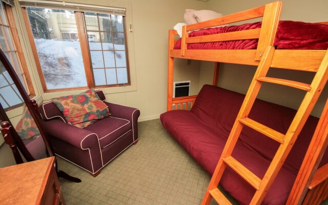 Mountainback #61, Den 2 Bedroom Condo