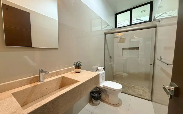 Rincon Colonial Apartments