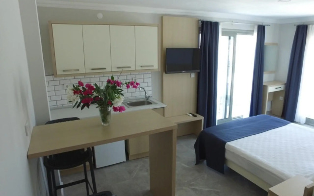 M2 Otel