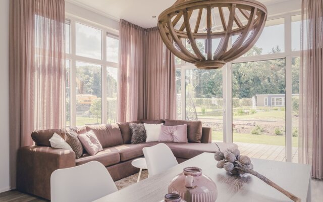 Bungalow With Nice Garden Near the Forest