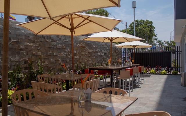 Hotel Estelar San Isidro