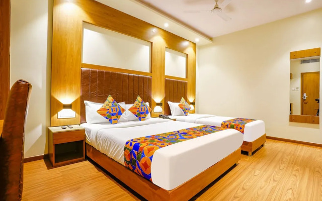 Fabhotel Azure