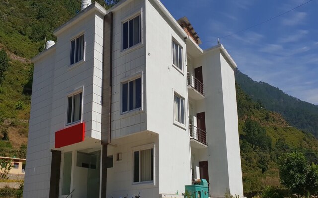 OYO 23159 Hotel Suryansh