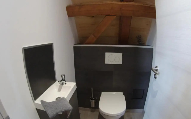 Gîte autonome, La grange a foin, piscine !