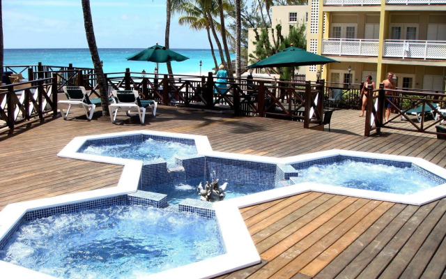Sea Breeze Beach House by Ocean Hotels - All Inclusive