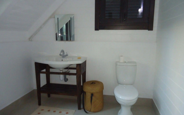Lemongrass Lodge