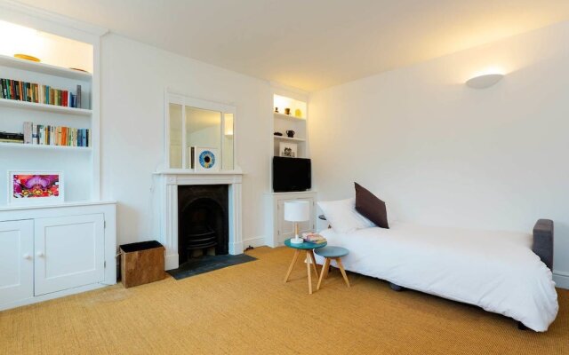 London Bridge Hideaway