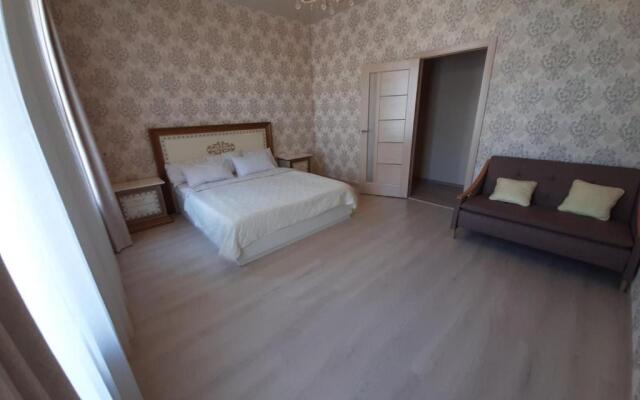 Apartment on Kulisha 41