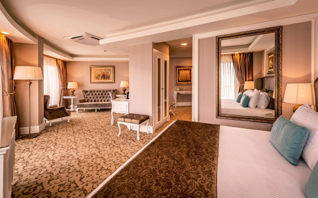 Vuni Palace Hotel