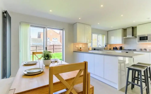 Host Stay Wiltshire Way