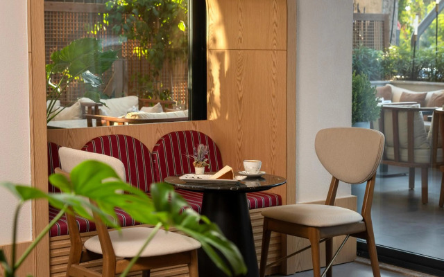 Sherwood Premio Hotel