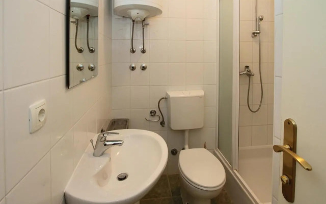 Apartments by the sea Trogir - 11895