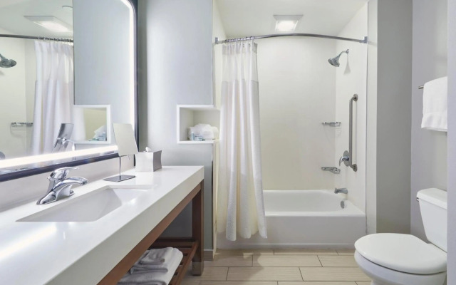 Courtyard by Marriott Oahu North Shore
