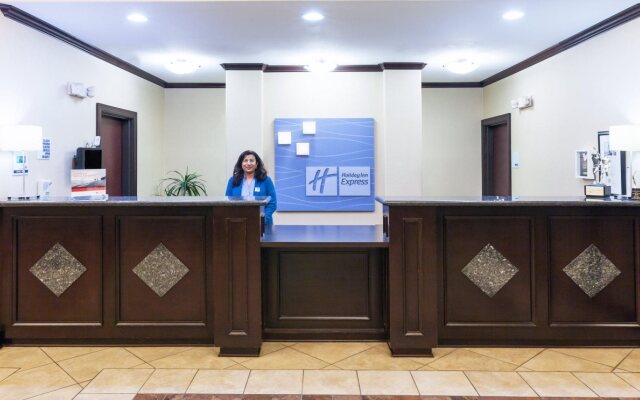 Holiday Inn Express and Suites Henderson by IHG