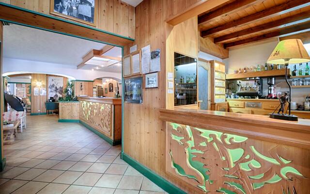 Chalet Hôtel des 2 gares & SPA