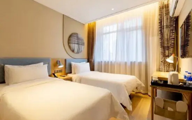 Homeinn·neo(New South Station of Shenyang Convention and Exhibition Center)