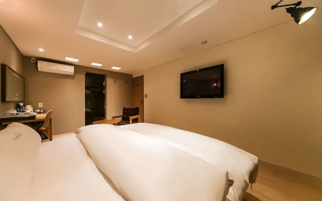 Cherish Hotel