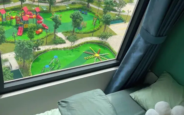 SURIHOME- Vinhomes Grand Park Apartments