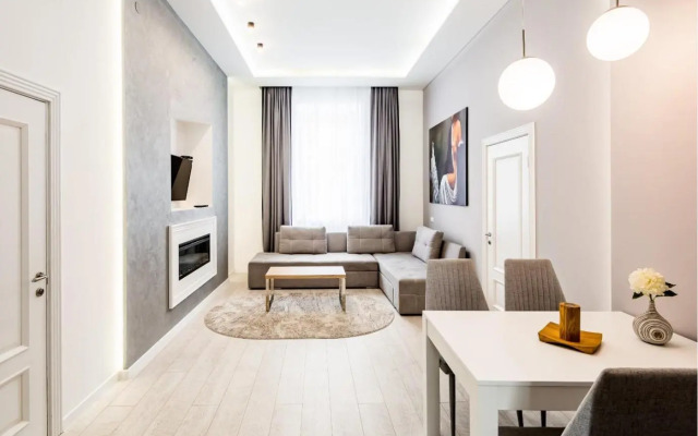 Royal apartment on Balabana 23