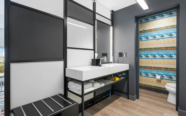 Aloft Fort Lauderdale Airport & Cruise Port