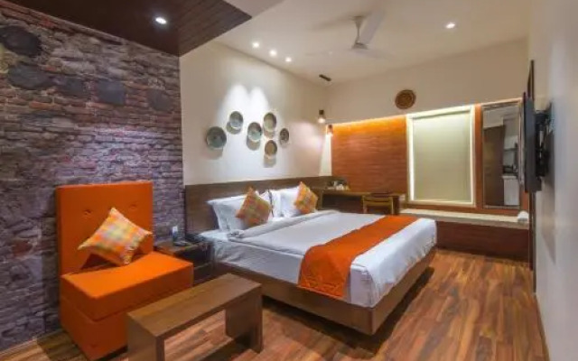 The Elements Service Apartment