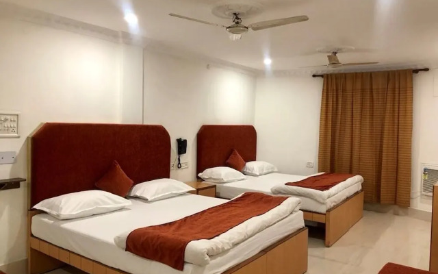 Hotel Saluja
